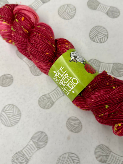 Apple Fiber Studio Confetti – Hand-Dyed Sock Yarn with Donegal Nep
