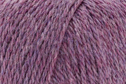 Universal Yarn Fawning