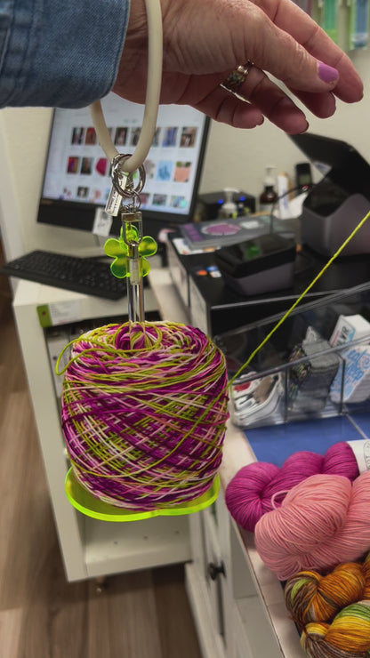 Wrist Yarn Ball Holder, Flower
