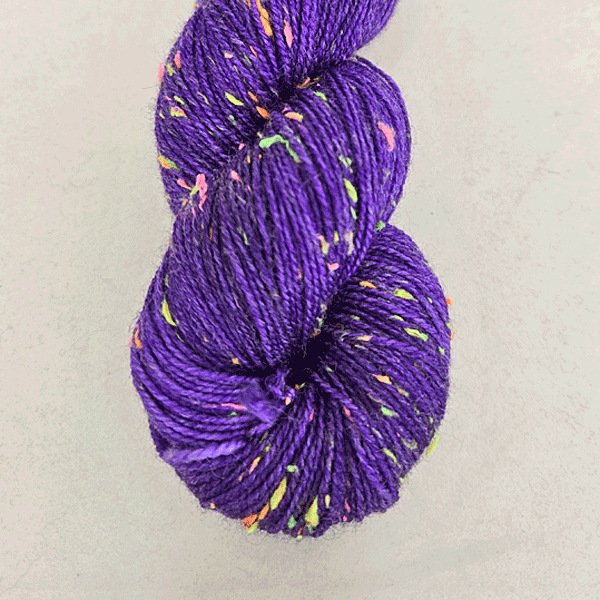Apple Fiber Studio Confetti – Hand-Dyed Sock Yarn with Donegal Nep